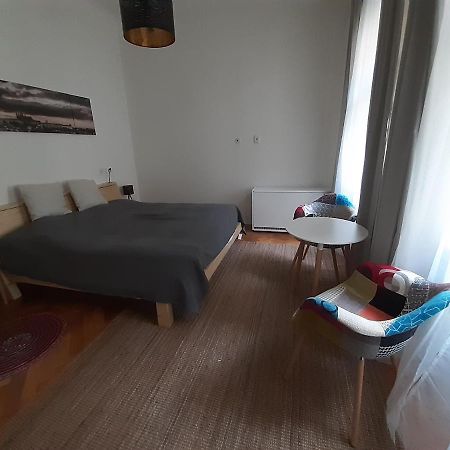 Soukromy Pokoj V Srdci Prahy Apartment Prague Luaran gambar