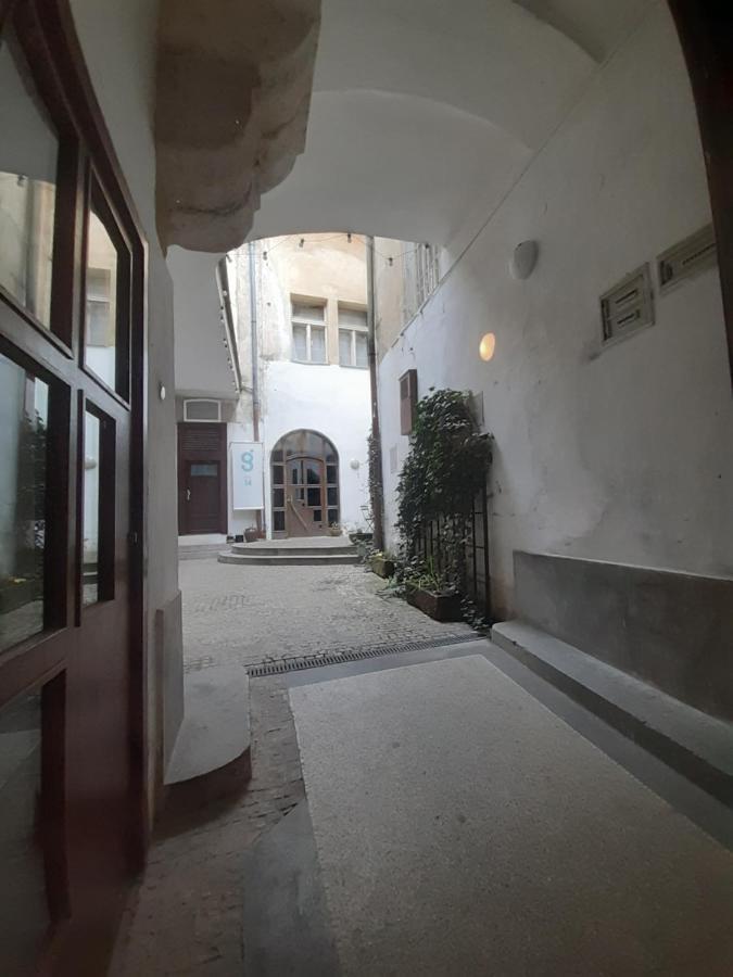 Soukromy Pokoj V Srdci Prahy Apartment Prague Luaran gambar